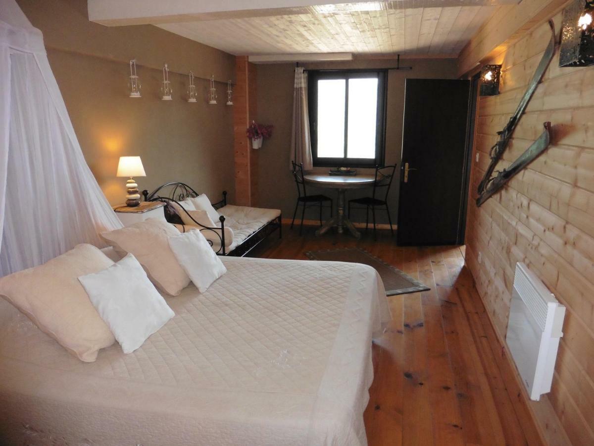 Chalet De Barraou Bed & Breakfast Binos Ngoại thất bức ảnh